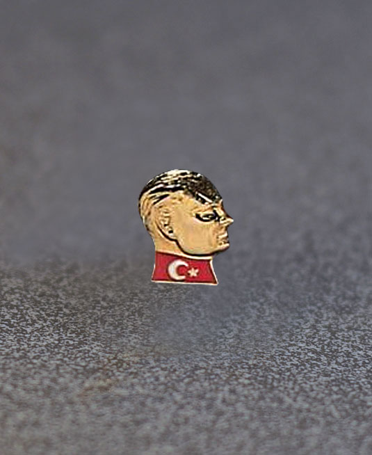 Atatürk Rozet - 18